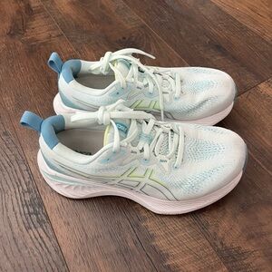 women's ASICS gel cumulus 25 running shoes